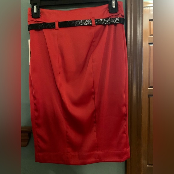 Xoxo red pencil skirt new with tags size 0 NWT - Picture 4 of 7